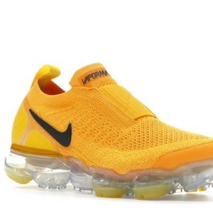 Nike air vapormax yellow laceless sneakers